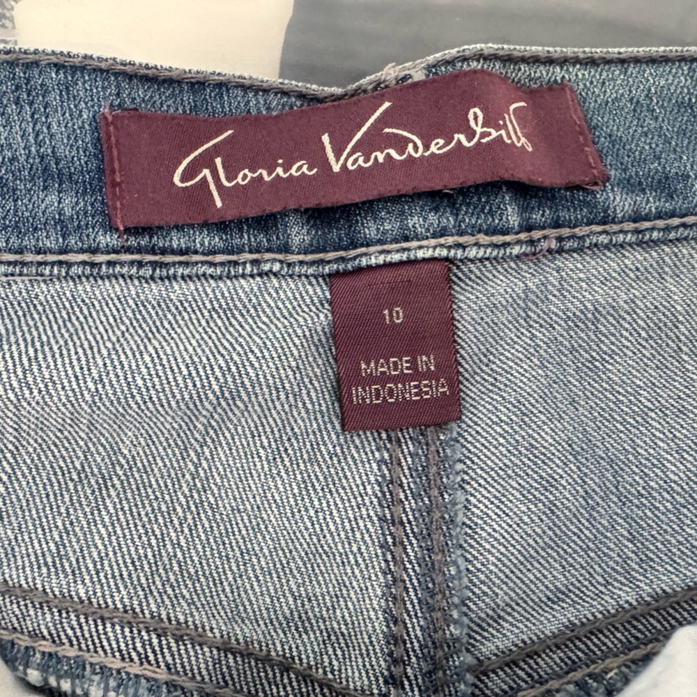 Gloria Vanderbilt Women's Denim Jeans like new!